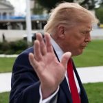 Após mínima histórica, aprovação de Trump sobe 1% e chega a 32% antes das eleições nos EUA