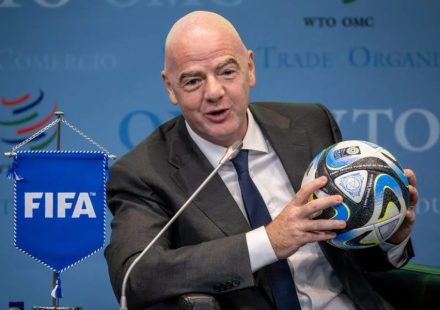 Após projeto fracassado, Infantino afirma contar com amplo apoio para presidir a Fifa; candidaturas terminam em menos de um mês