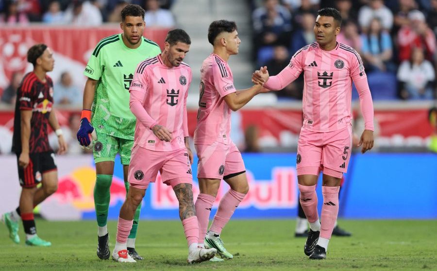 Casemiro faz gol contra, e Inter Miami perde após Messi sair do banco