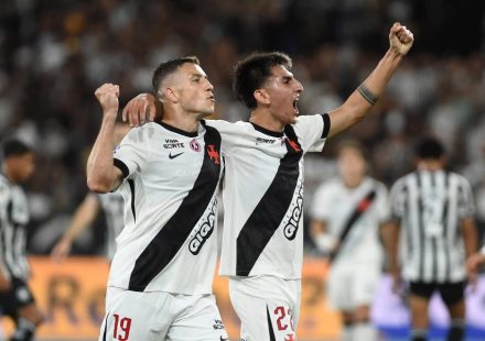 Contrato assinado com John Textor facilita mudança de Vasco x Flamengo para Nilton Santos