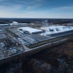 Google vai pagar a quem usar menos energia elétrica para aproveitar as sobras em seus data centers