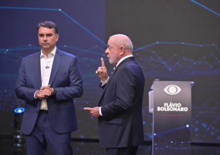 Hospitais do Rio de Janeiro, Flávio Bolsonaro e a acusação de Lula na Band