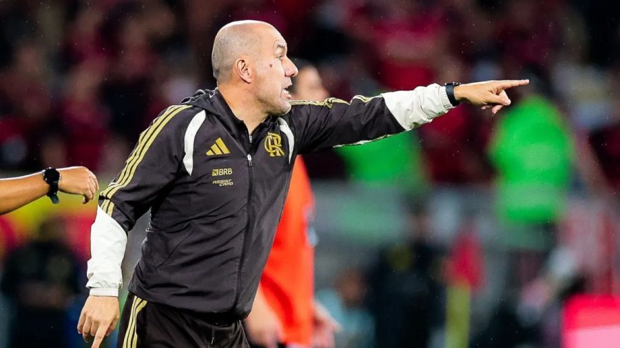Leonardo Jardim destaca motivação do Flamengo no Brasileiro após “luto”