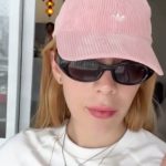 Malévola reage ao saber que não terá celular devolvido pelo Egito: “Já bloqueei”