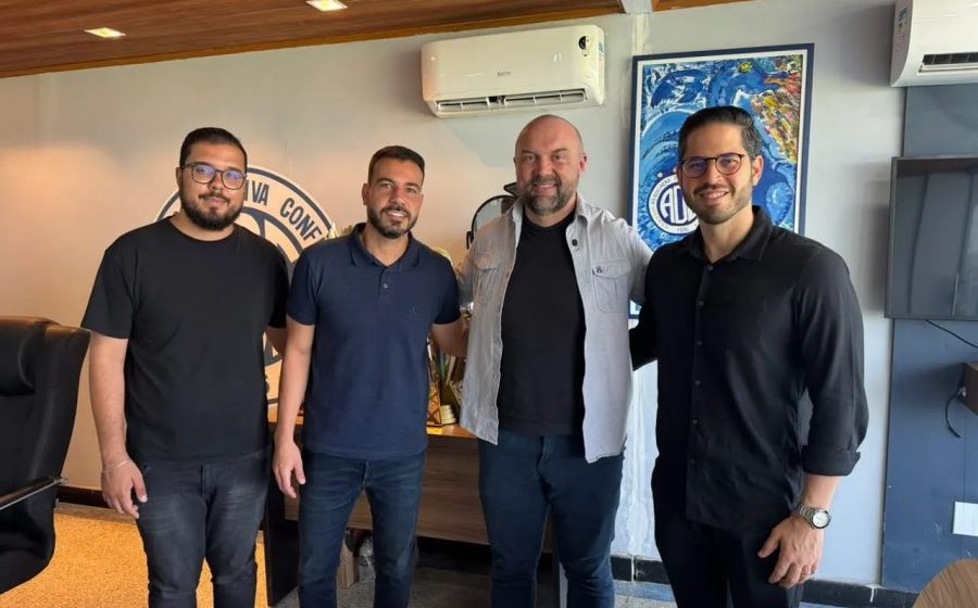 Novo técnico do Confiança, Ademir Fesan desembarca em Aracaju