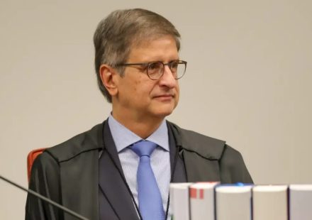 PGR dá parecer contra pedido de acesso a registro de Vorcaro no Senado