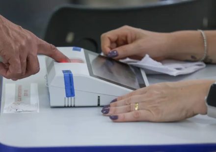 Plebiscito: eleitores de 6 cidades decidem transferência de distritos