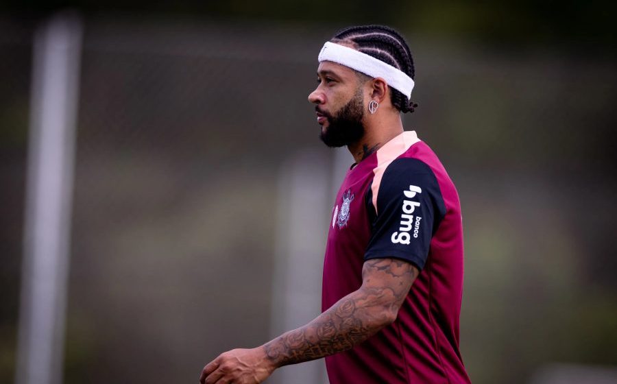 Pressão, abatimento e nova lesão: como Memphis reage à má fase do Corinthians no Brasileirão